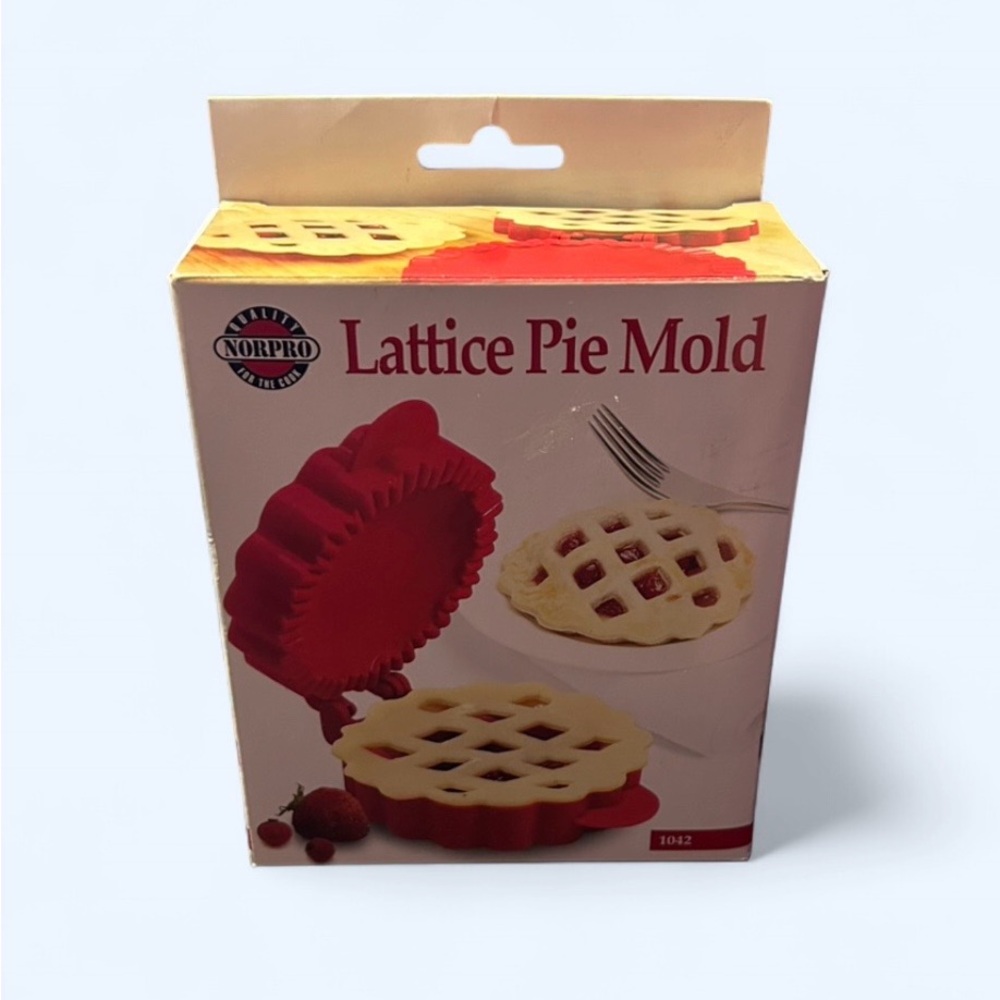 Lattice Pie Mold New in Package NORPRO - Picture 7 of 7